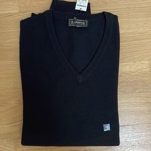 Express Men’s V-neck Sweater, Size L NWT